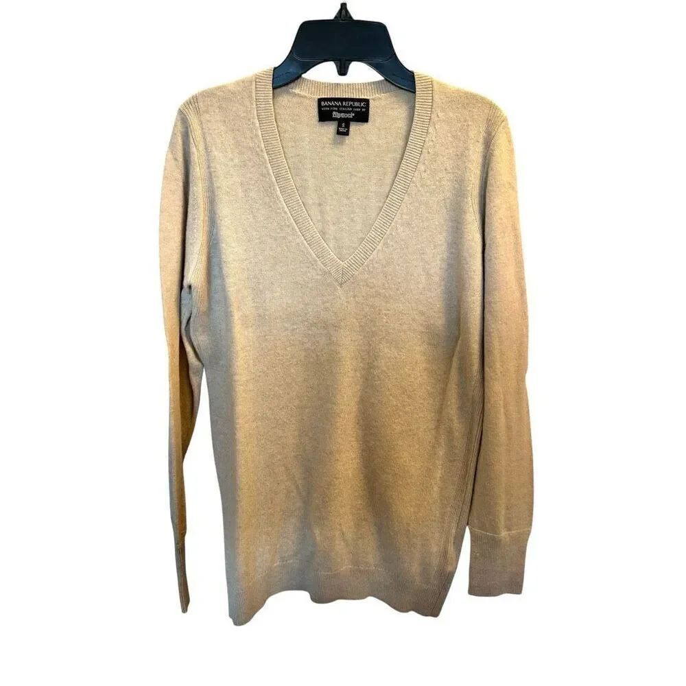 Banana Republic tan beige size small sweater